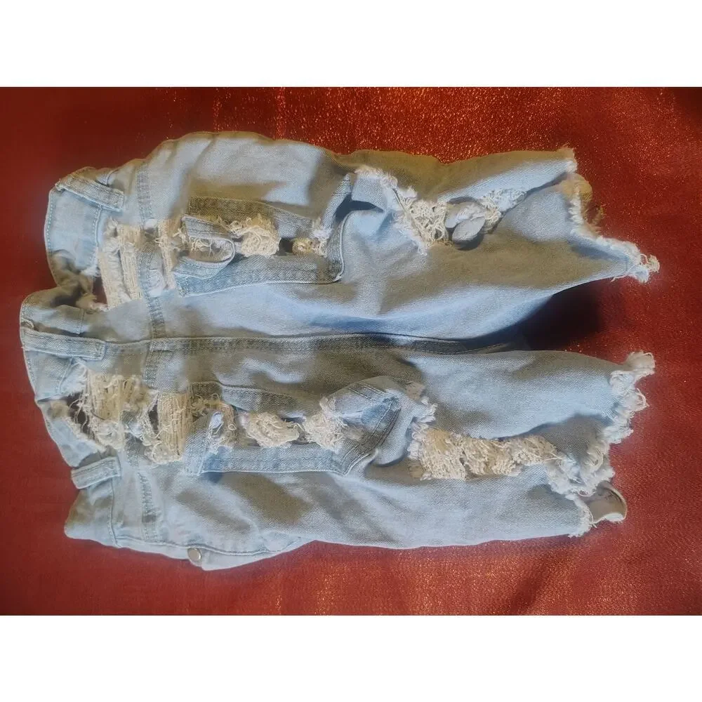 SHEIN Shorts Womens S Light Wash Distressed Ripped Denim Lace Trim High Rise